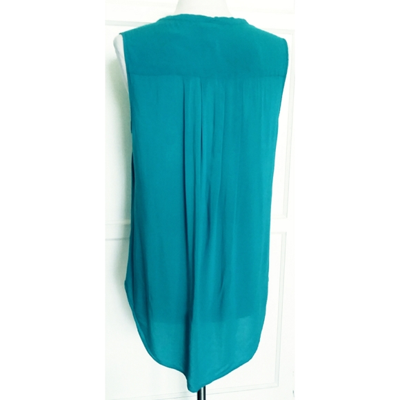 Torrid challis button tank top - Picture 6 of 7